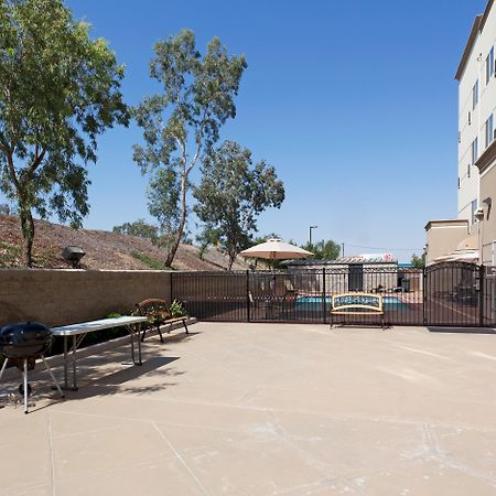Holiday Inn Express & Suites Bakersfield Central By Ihg Pokoj fotografie