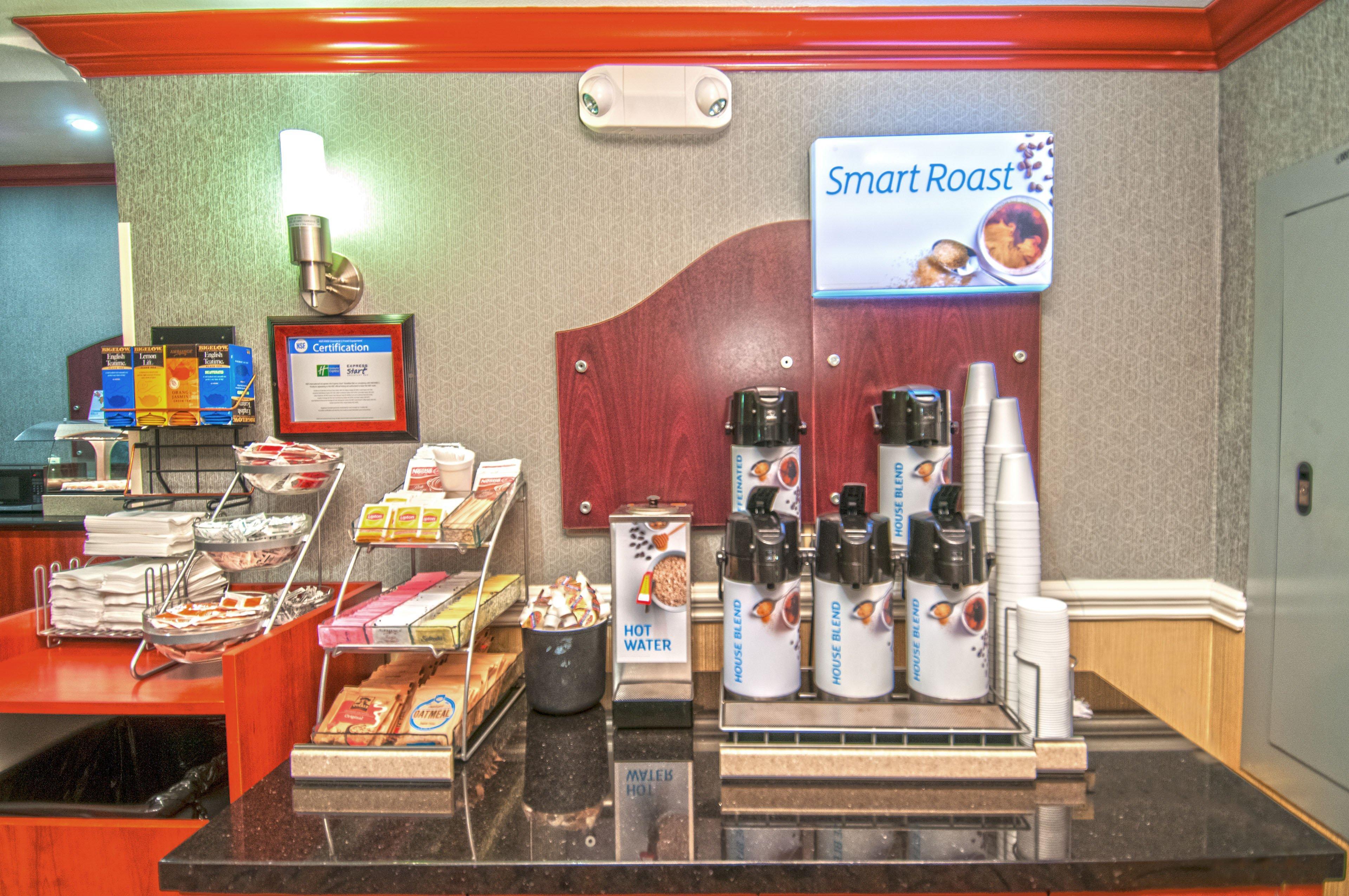 Holiday Inn Express & Suites Bakersfield Central By Ihg Exteriér fotografie