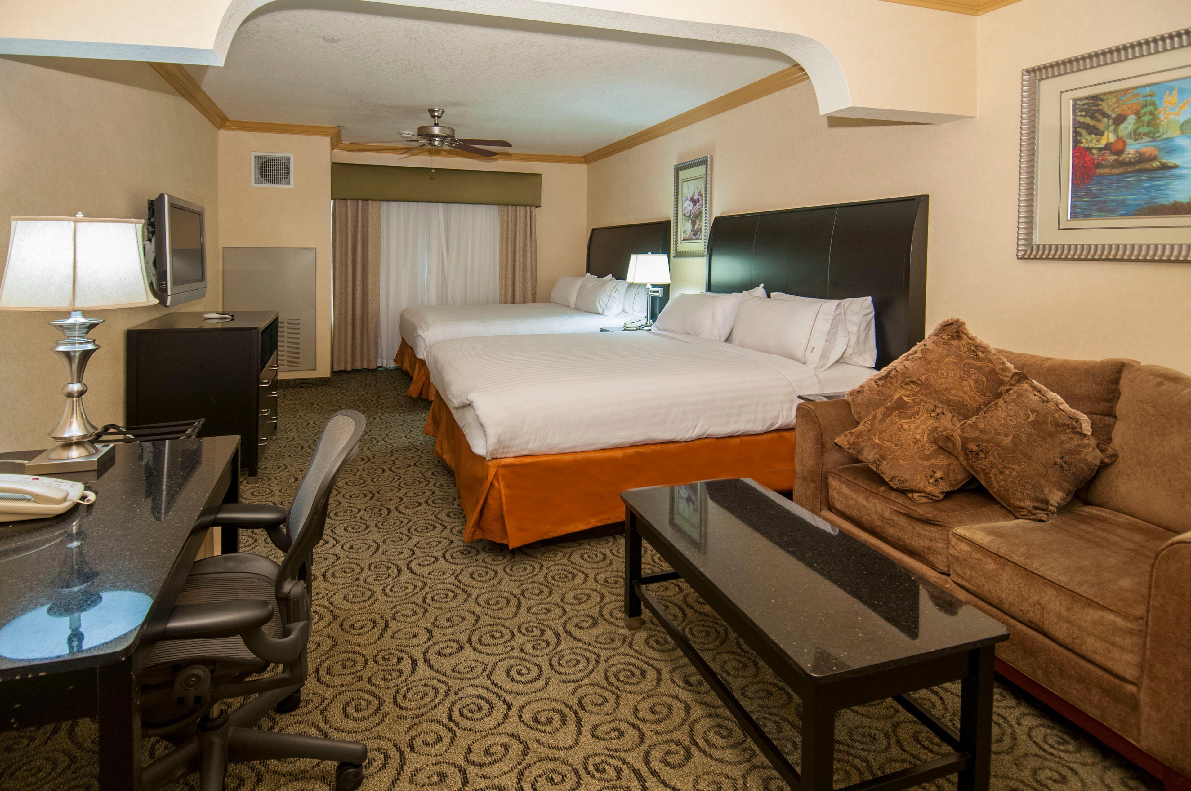 Holiday Inn Express & Suites Bakersfield Central By Ihg Exteriér fotografie