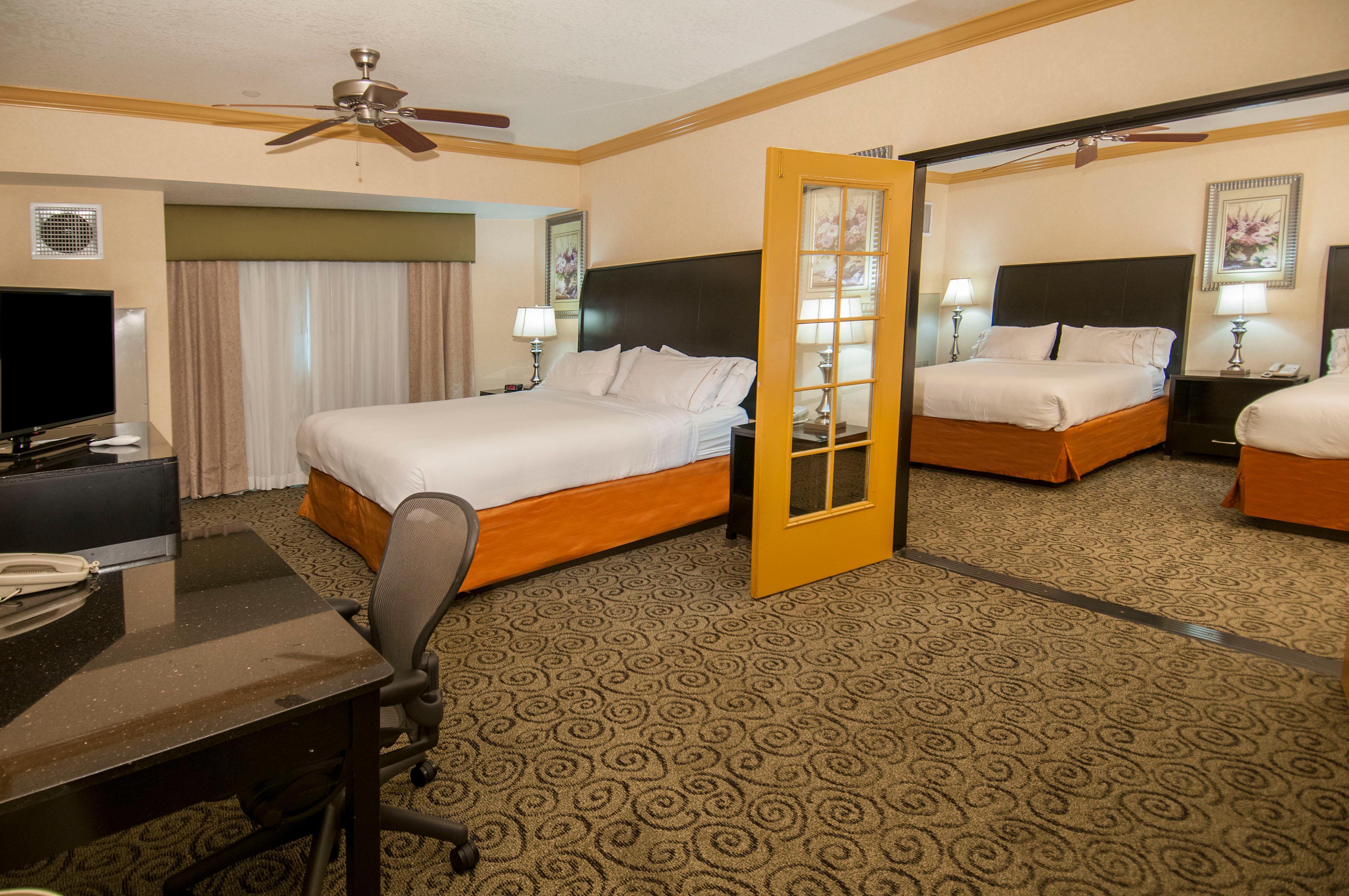Holiday Inn Express & Suites Bakersfield Central By Ihg Exteriér fotografie