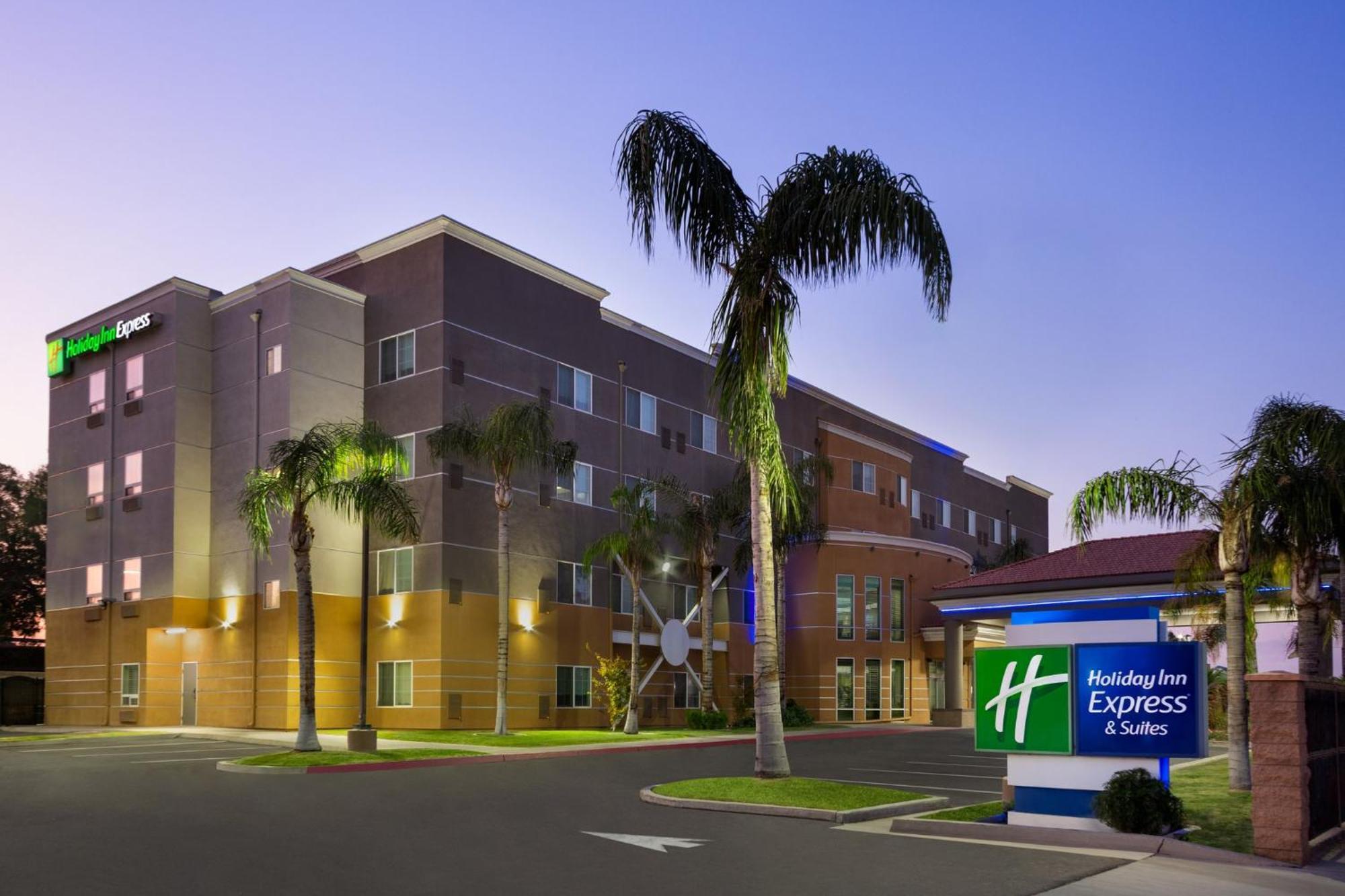 Holiday Inn Express & Suites Bakersfield Central By Ihg Exteriér fotografie
