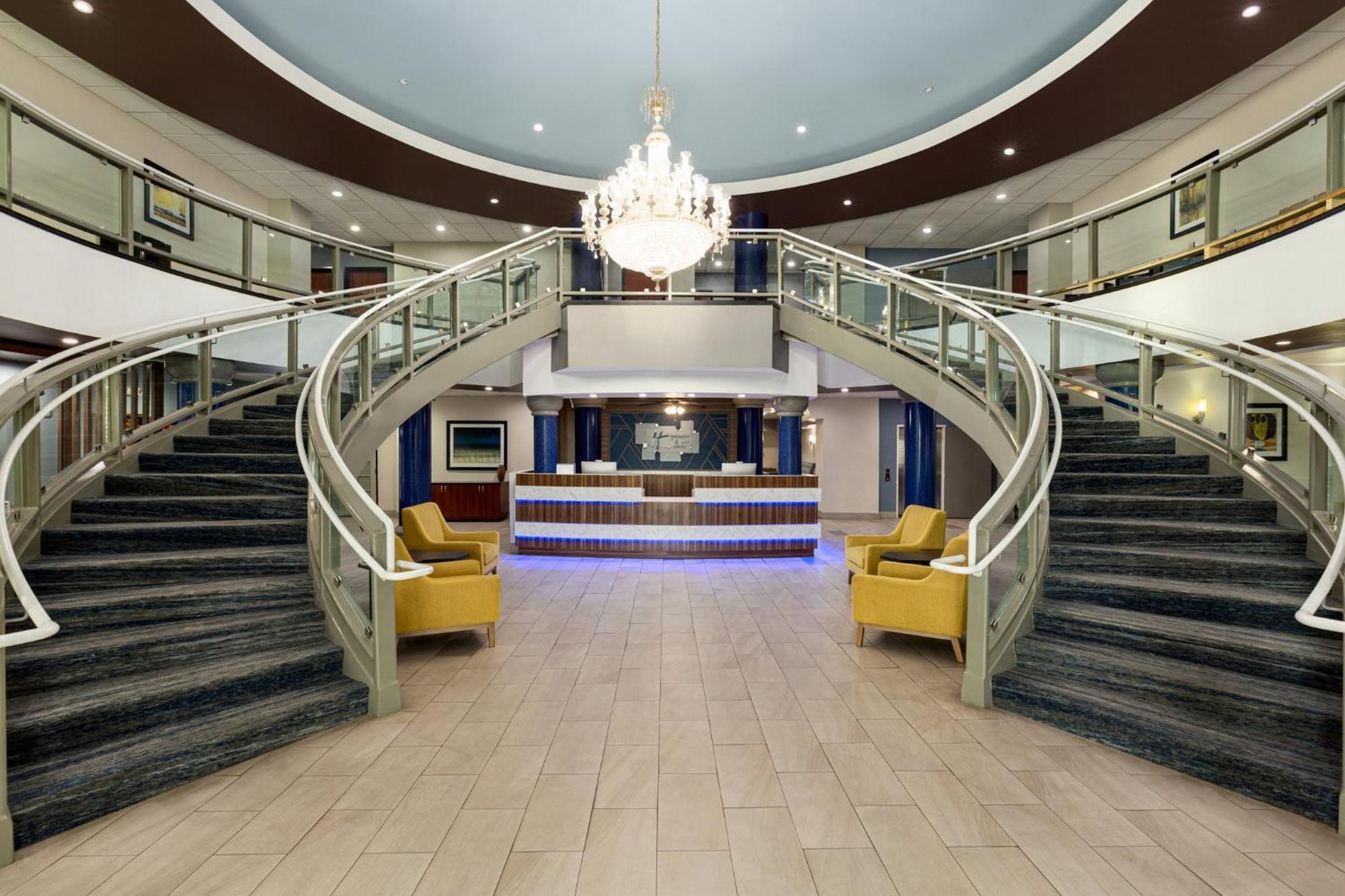 Holiday Inn Express & Suites Bakersfield Central By Ihg Exteriér fotografie